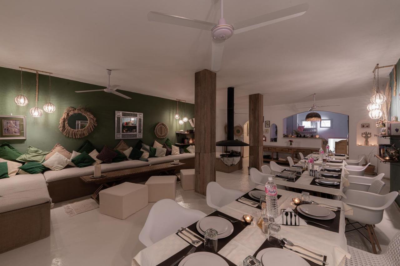 Cheeky Monkey Hotel Ghar el-Melh Luaran gambar